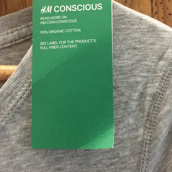 H&M Conscious Slim Fit Gray Tee NWT - Picture 3 of 4